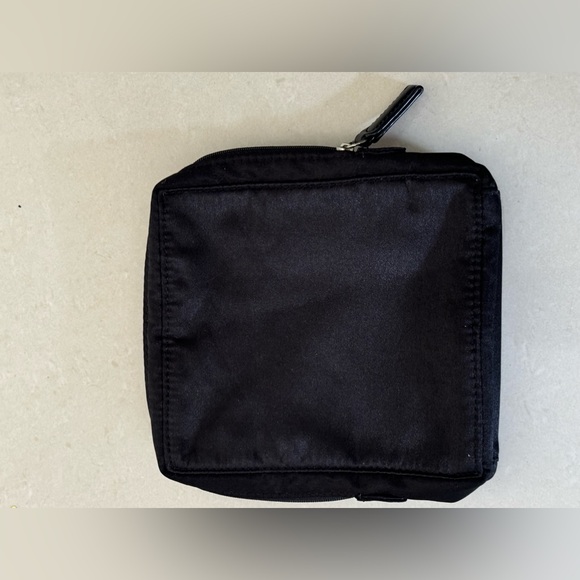 Guerlain makeup bag - Picture 4 of 7